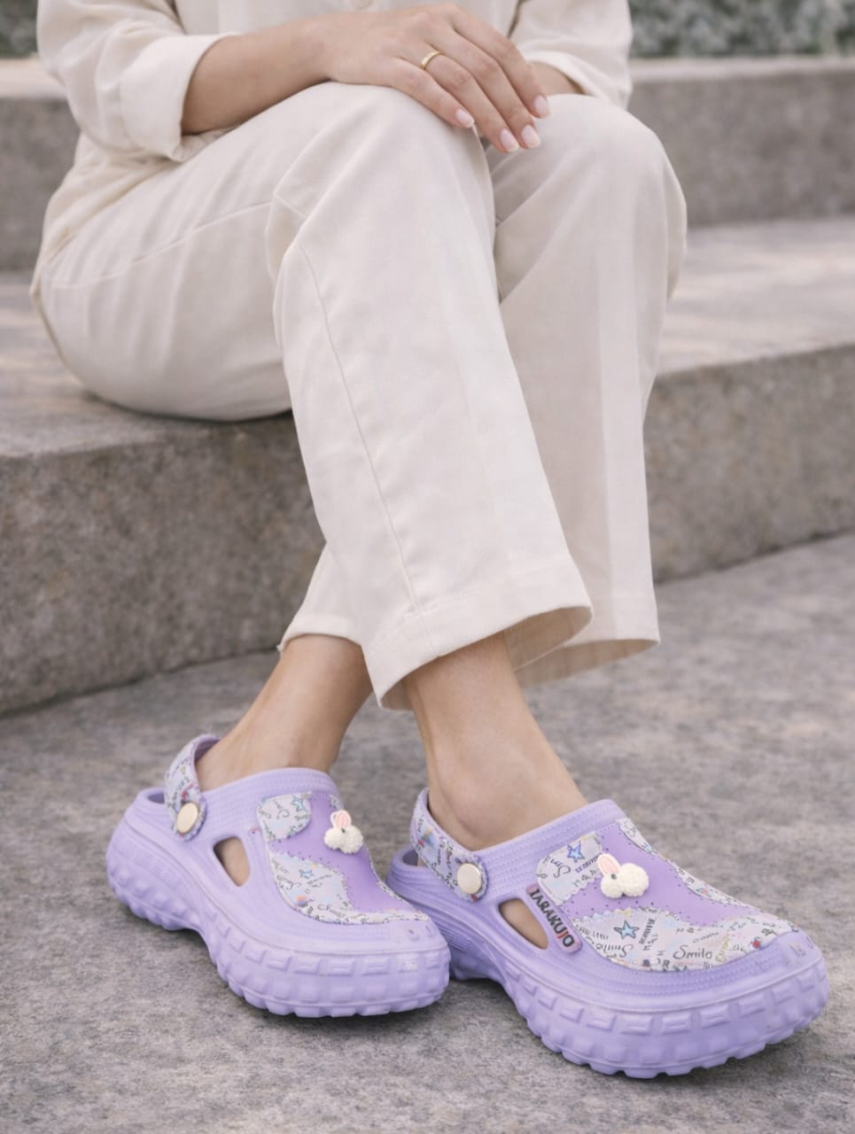 Luna Clogs image 6